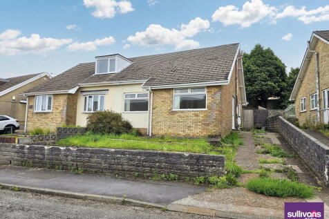 2 bedroom semi-detached bungalow for sale