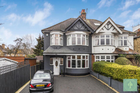 4 bedroom semi-detached house for sale