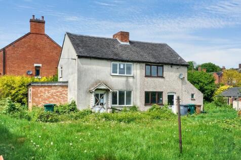 2 bedroom semi-detached house for sale