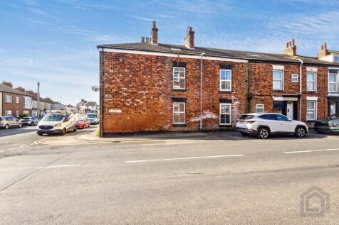 Withernsea HU19 5 bed flat for sale