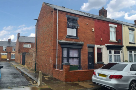Middlesbrough TS6 2 bed terraced house for sale