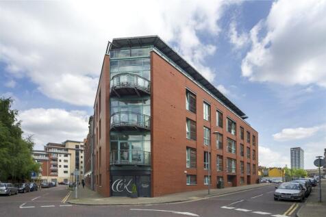 Birmingham B16 3 bed flat for sale