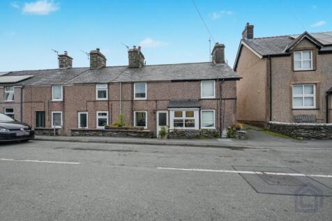 Corwen LL21 2 bed terraced house for sale