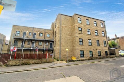 Halifax HX1 1 bed flat for sale