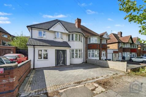 6 bedroom semi-detached house for sale