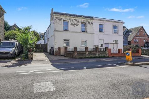 Dover CT17 2 bed flat for sale