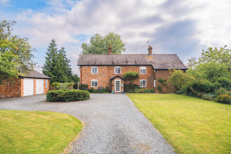 Wrexham LL13 5 bed character property for sale