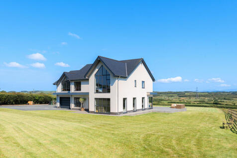 Anglesey LL77 5 bed detached house for sale