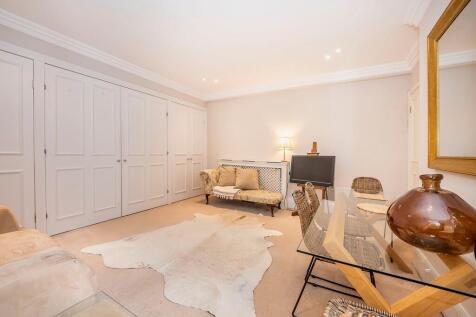 Britten House, Chelsea SW3 Studio for sale