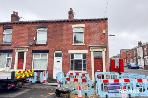 Lilly Street, Bolton 2 bed end of terrace house for sale