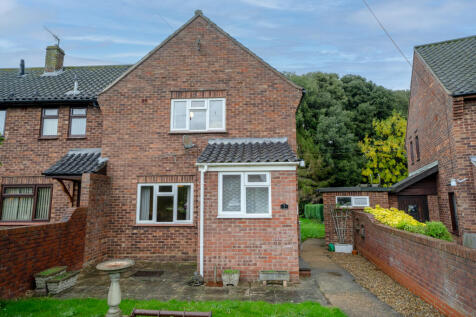 2 bedroom end of terrace house for sale