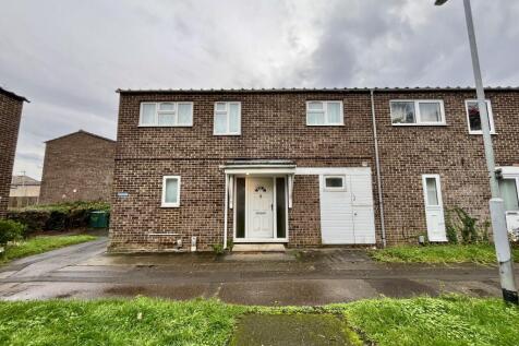 Swanspool, PETERBOROUGH PE3 3 bed end of terrace house for sale