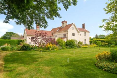 6 bedroom detached house for sale