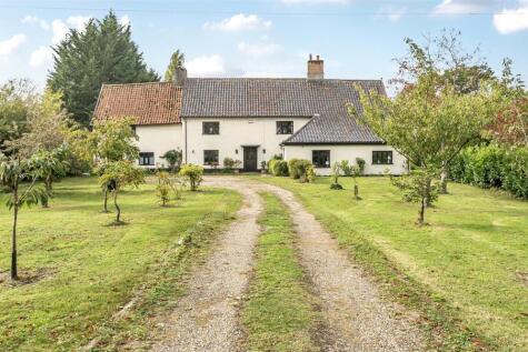 8 bedroom detached house for sale