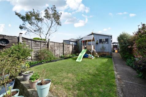 Abbey Road, Belvedere 3 bed end of terrace house for sale