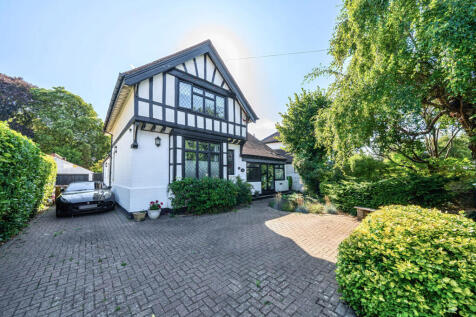 Lennox Road, Gravesend, Kent 4 bed detached house for sale