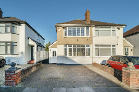 2 bedroom semi-detached house for sale