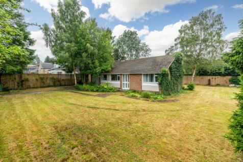 2 bedroom detached bungalow for sale