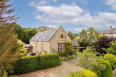 Hexham NE47 4 bed detached house for sale