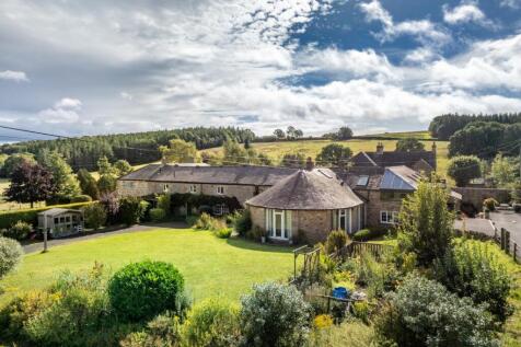 Hexham NE47 5 bed barn conversion for sale