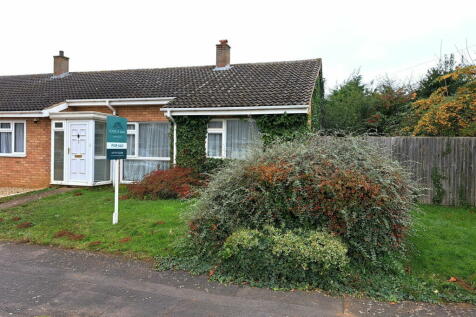 2 bedroom terraced bungalow for sale