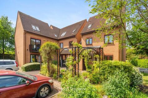 2 bedroom duplex for sale