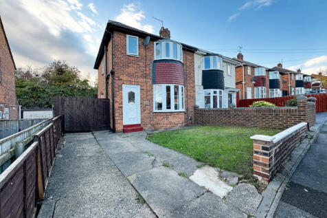 2 bedroom semi-detached house for sale