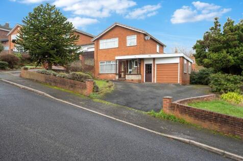 The Knoll, Kingswinford 3 bed detached house for sale