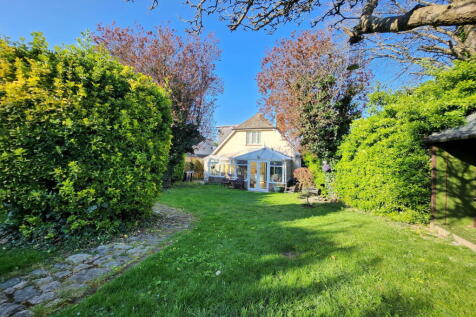 Margate Road, Ramsgate CT12 3 bed detached house for sale