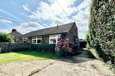 2 bedroom semi-detached bungalow for sale