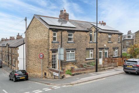 Leeds Road, Otley LS21 2 bed end of terrace house for sale