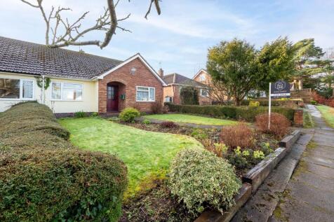 2 bedroom semi-detached bungalow for sale