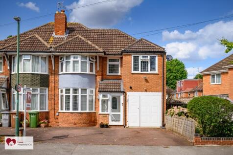 4 bedroom semi-detached house for sale