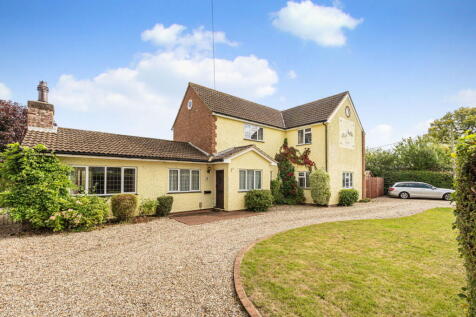 High Cross Lane, Dunmow CM6 4 bed detached house for sale