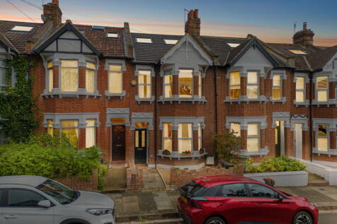 Corsehill Street, London SW16 4 bed terraced house for sale