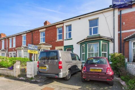 Burlington Road, Blackpool, FY4 4 bed terraced house for sale