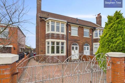 Penrose Avenue, Blackpool, FY4 3 bed semi
