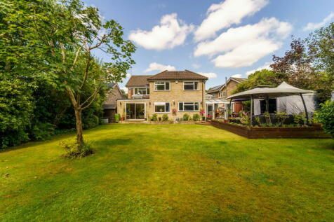 5 bedroom detached house for sale