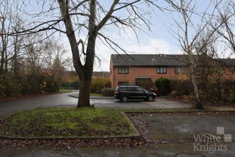 Studio flat for sale