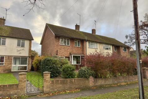 Harlestone Road, Northampton NN5 5 bed semi