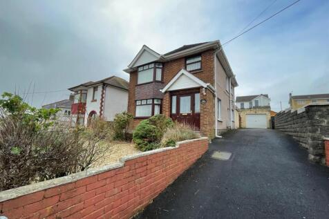 Maes Yr Haf, Llanelli 3 bed detached house for sale