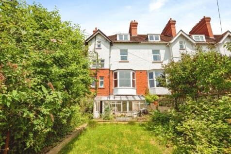 4 bedroom terraced house for sale