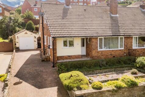 2 bedroom semi-detached bungalow for sale