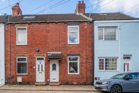 2 bedroom terraced house for sale