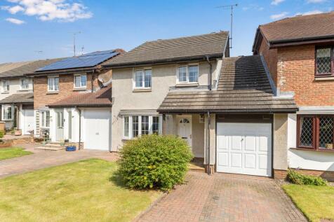 3 bedroom link detached house for sale