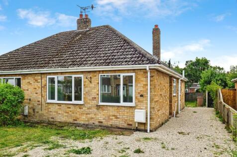 Sherbuttgate Drive, Pocklington, YO42 2 bed semi
