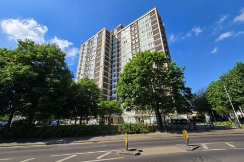 Northumberland Park, London N17 2 bed flat for sale
