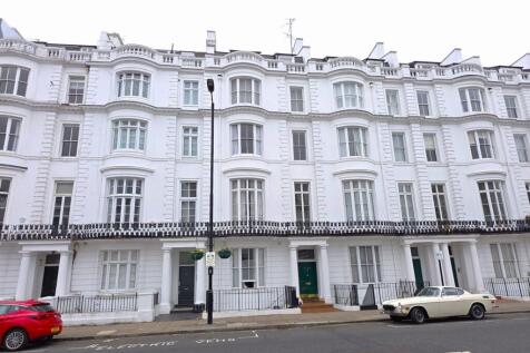 Gloucester Terrace, Paddington W2 2 bed apartment for sale