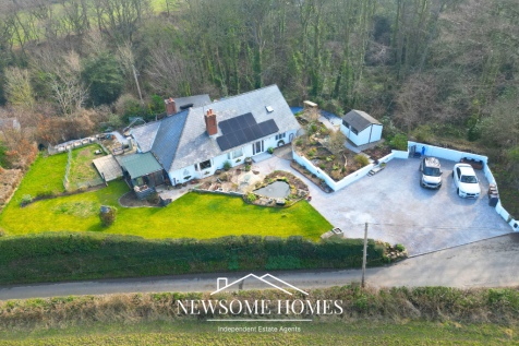 5 bedroom detached bungalow for sale
