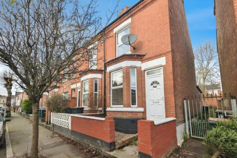 25 Beaconsfield Road, Stoke... 2 bed end of terrace house for sale